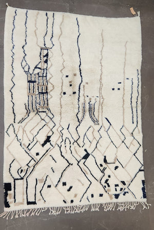 Moroccan Wool Rug 7'7" x 5'5"