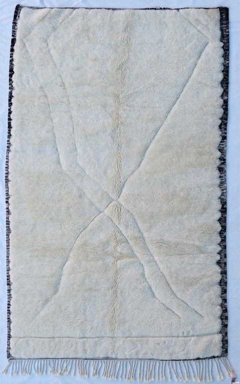 White Berber Rug, (11'x7')