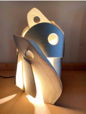 Medium Lamp 02